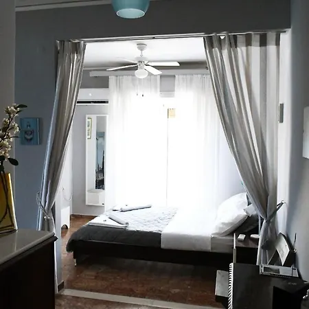 Sea Front Apartament *