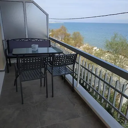 Апартаменты Sea Front Врахати